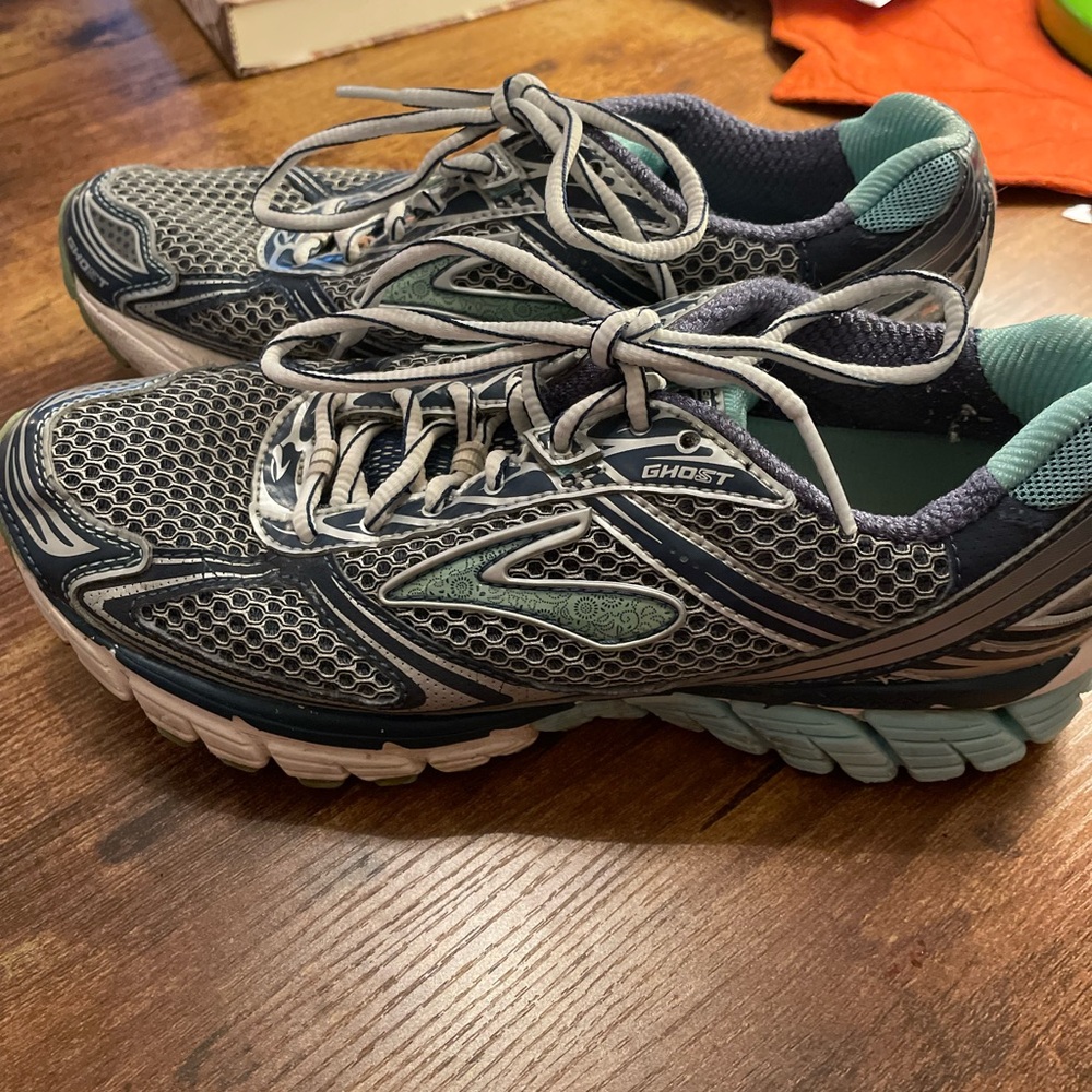 Brooks Ghost Women's Athletic Shoes in Gray, Teal and Navy